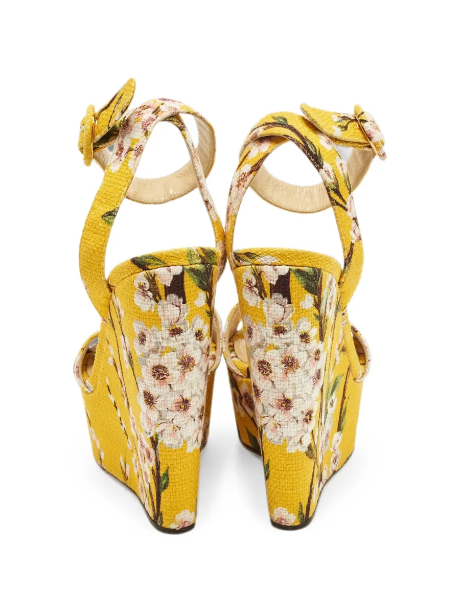 floral-print sandals 10