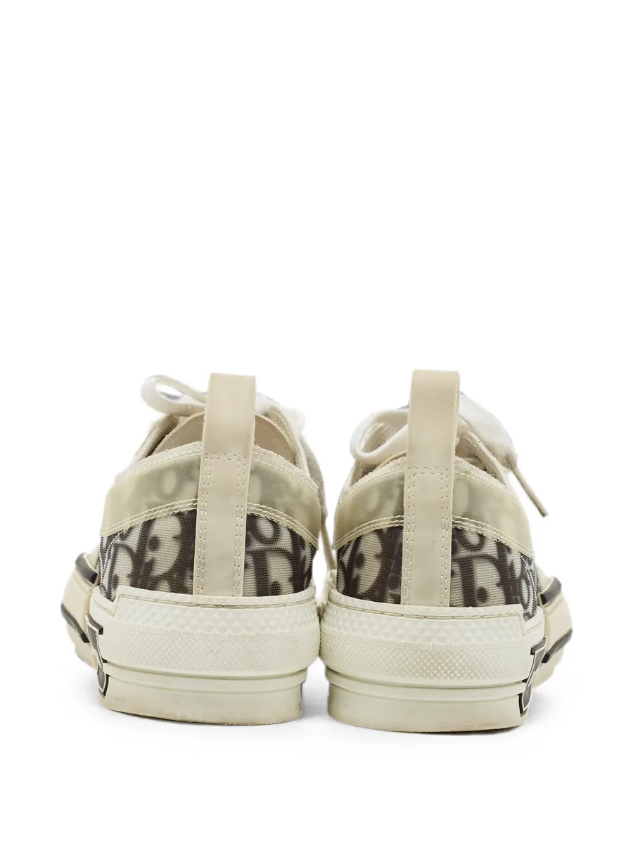 B23 lace-up low-tops sneakers 8