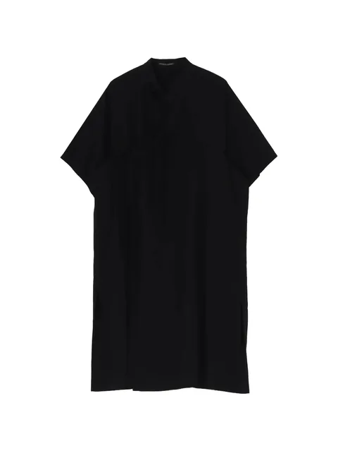 tie-neck shirt