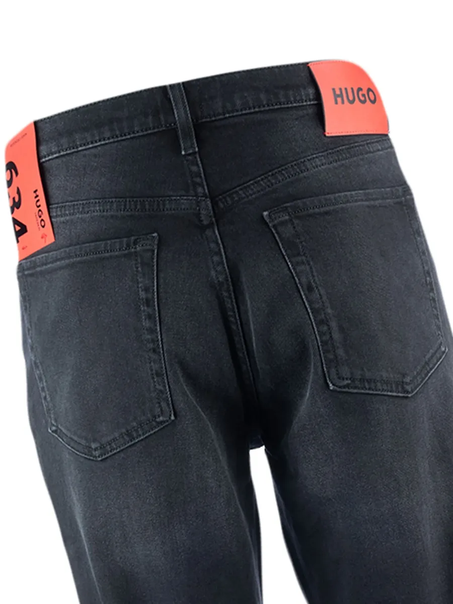 logo-patch tapered jeans 4