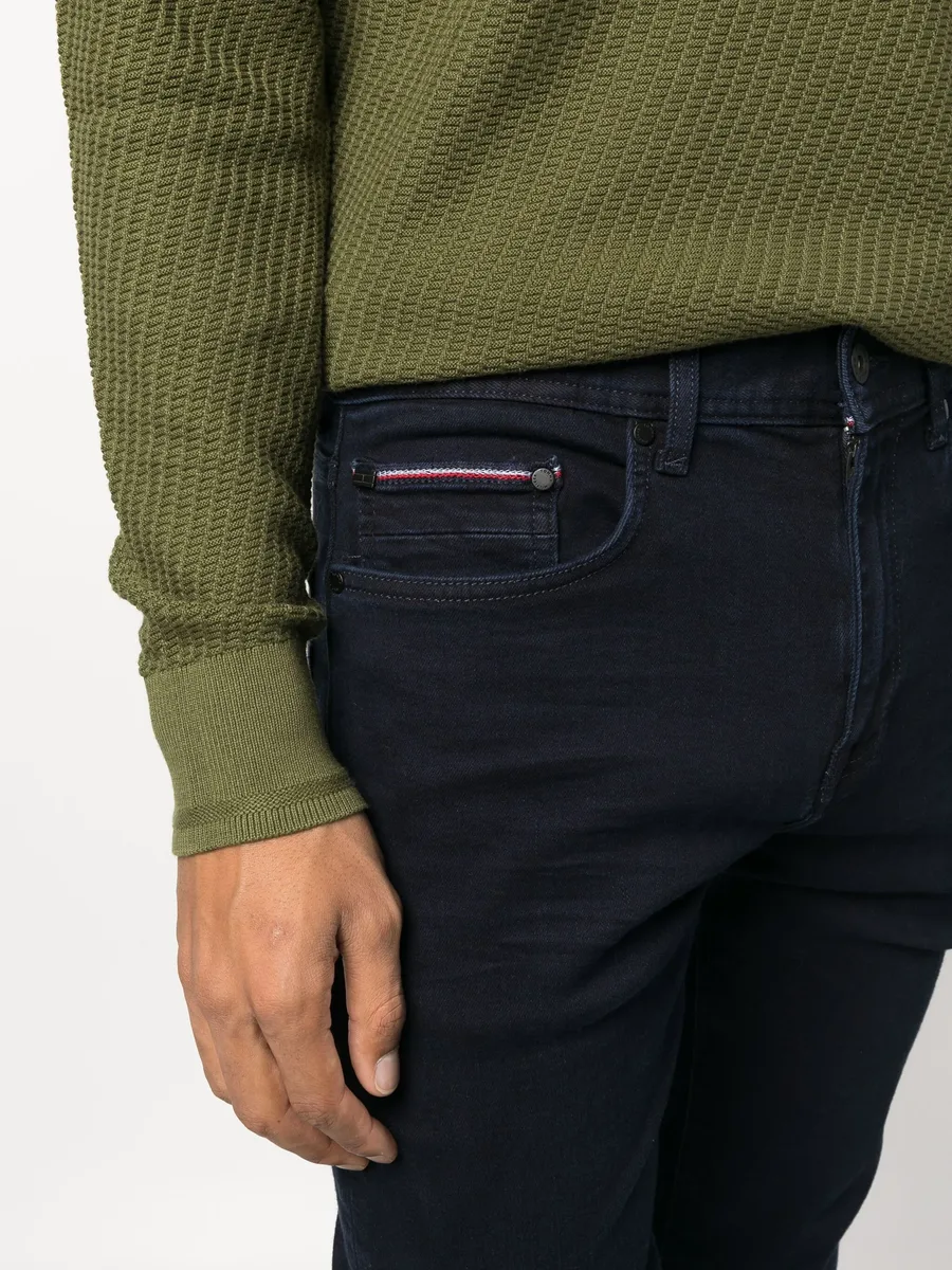 mid-rise skinny jeans 9
