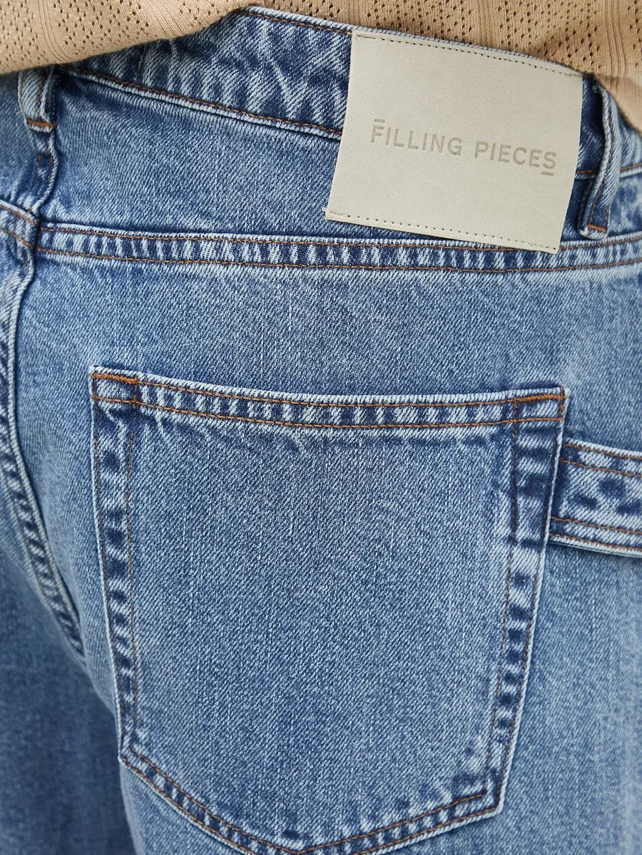 logo-patch jeans 9