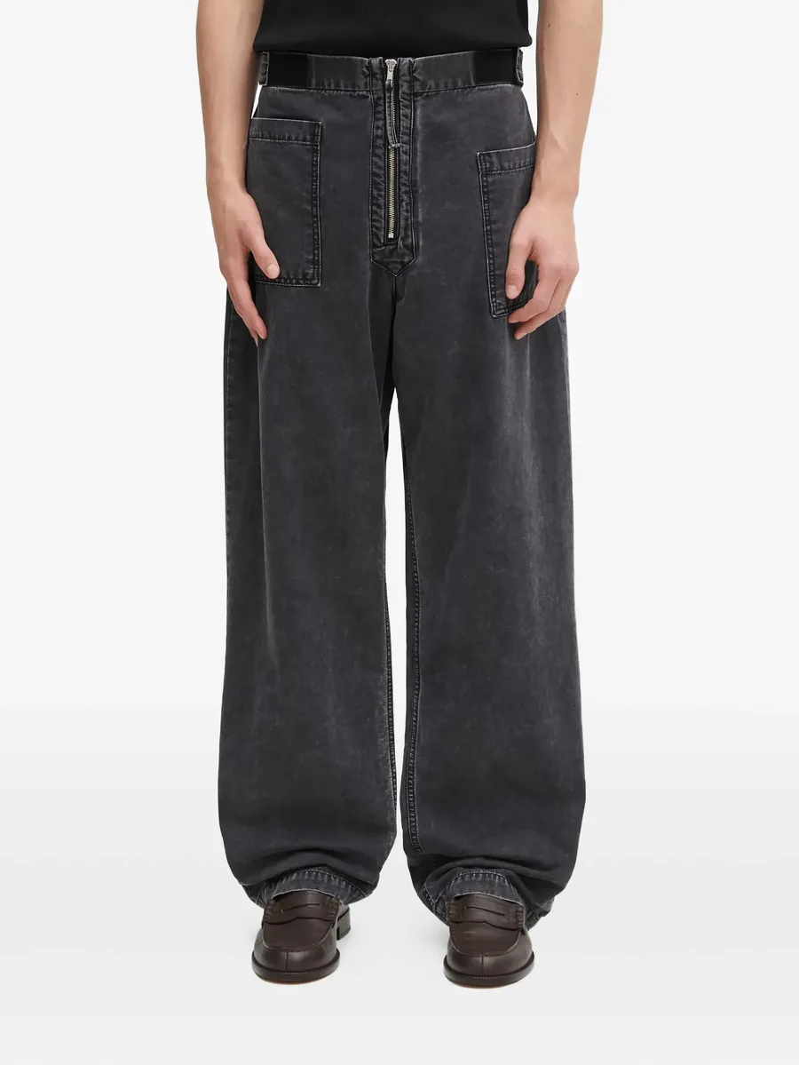zip-fastening jeans 1