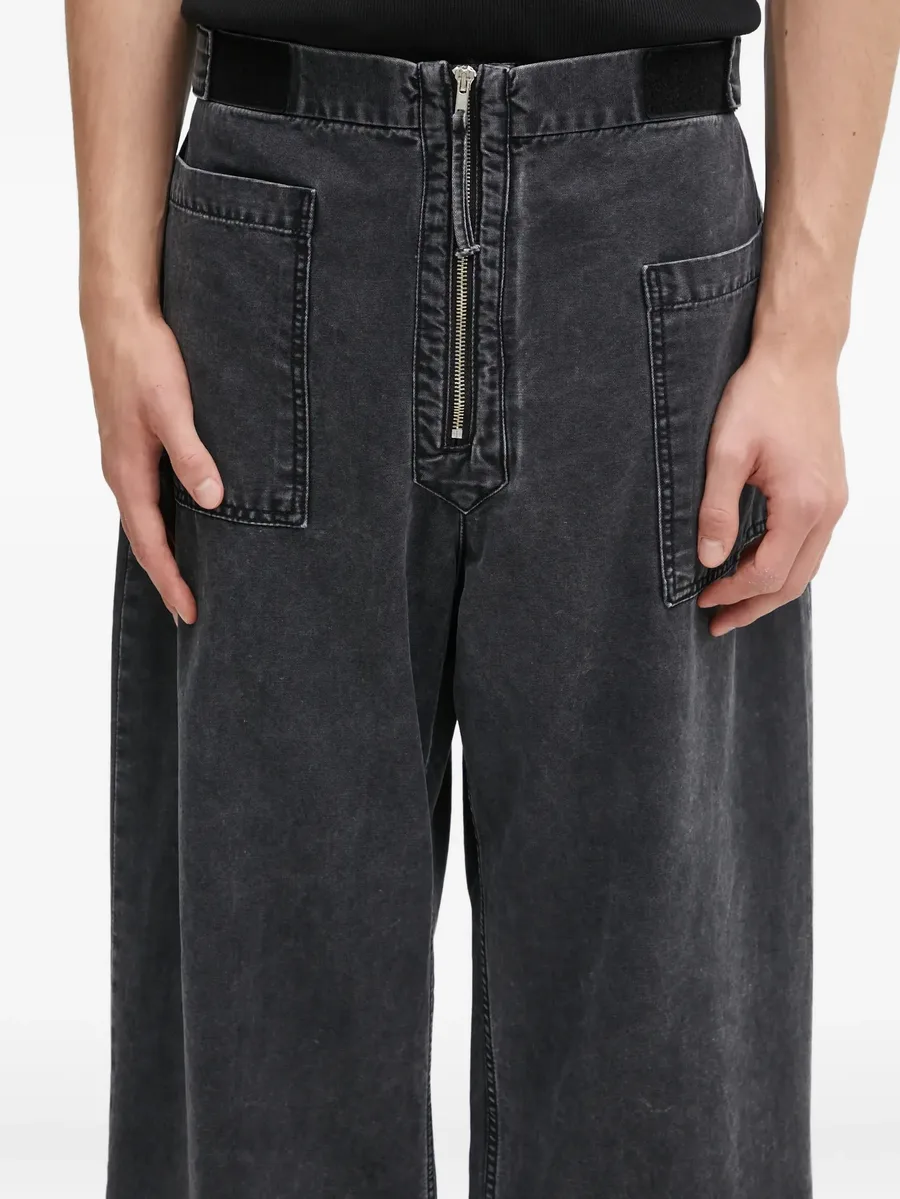 zip-fastening jeans 9