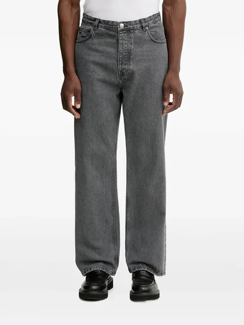 five-pocket jeans