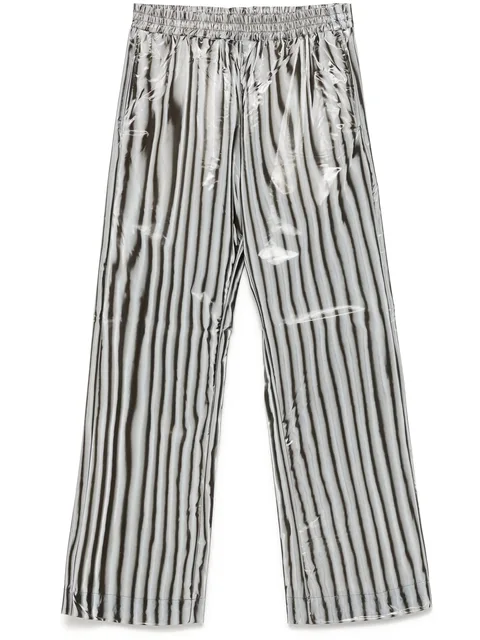 straight-leg trousers