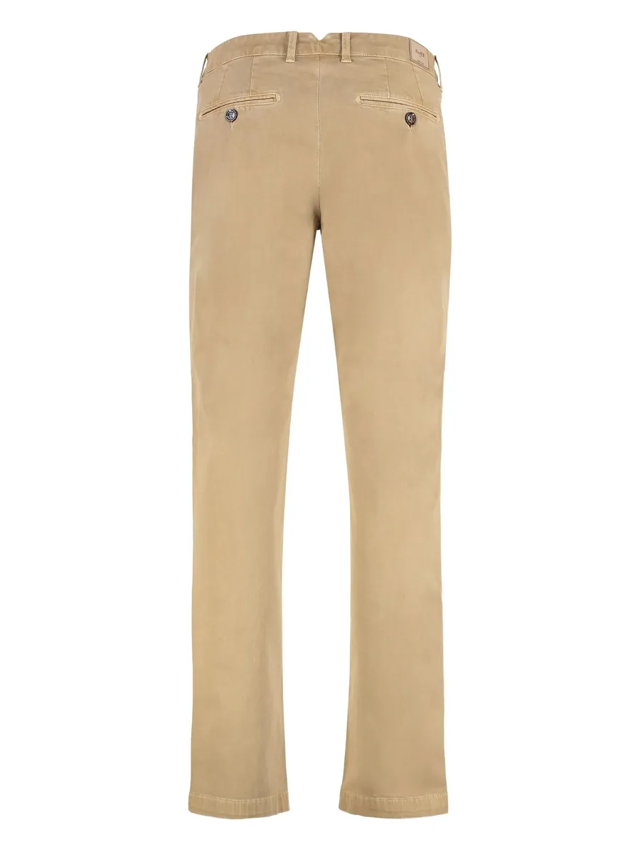 button-fastening trousers 4