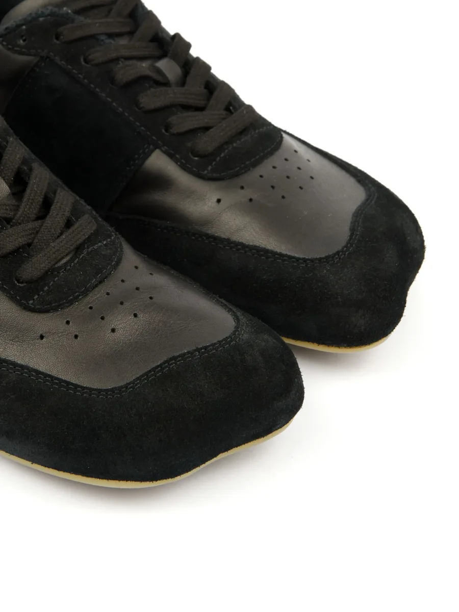Anatomic Sneakers 9