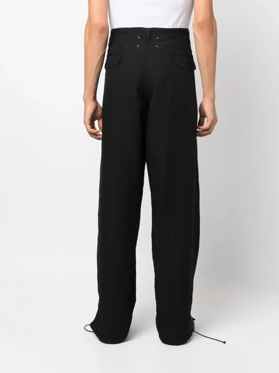 straight-leg cargo trousers 10