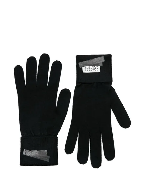 Numbers-motif gloves