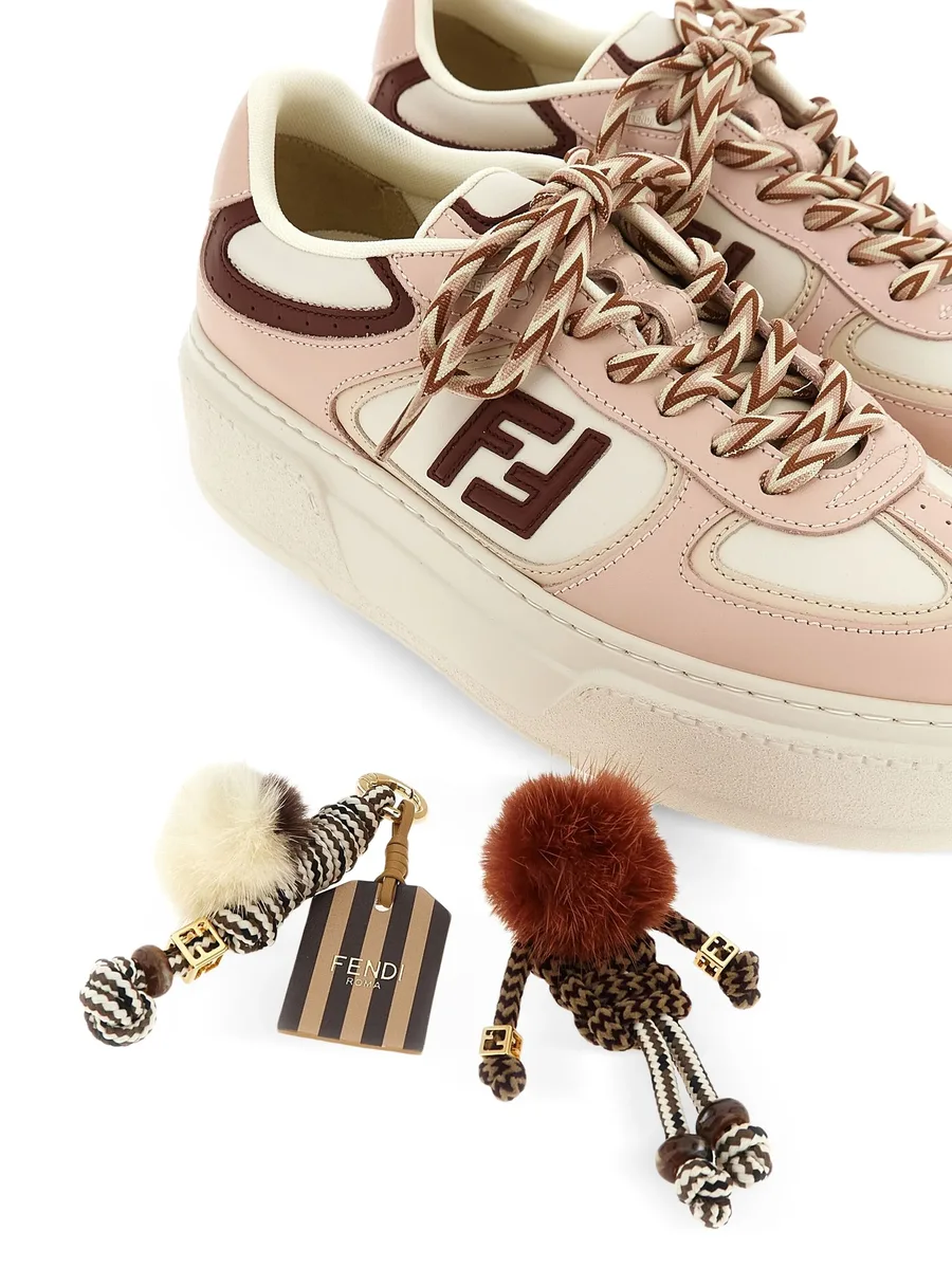 platform logo trainers 9