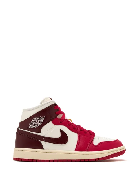кроссовки Air Jordan 1 Mid