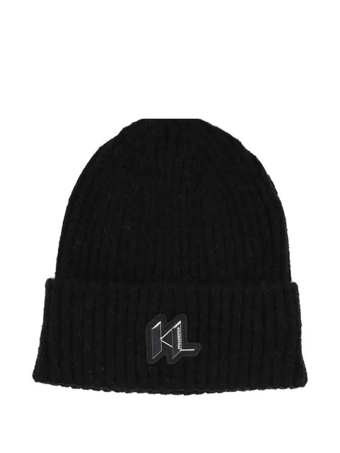 logo-patch beanie