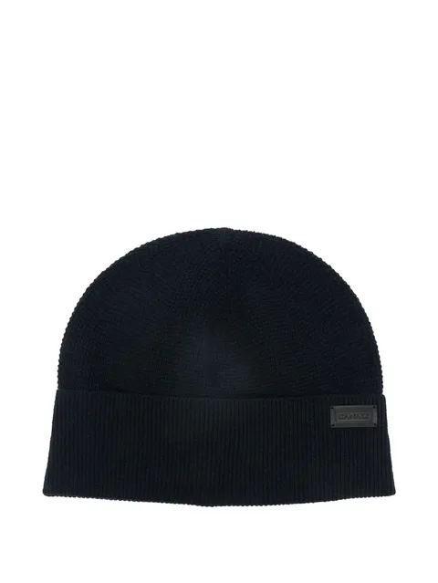 logo-patch beanies