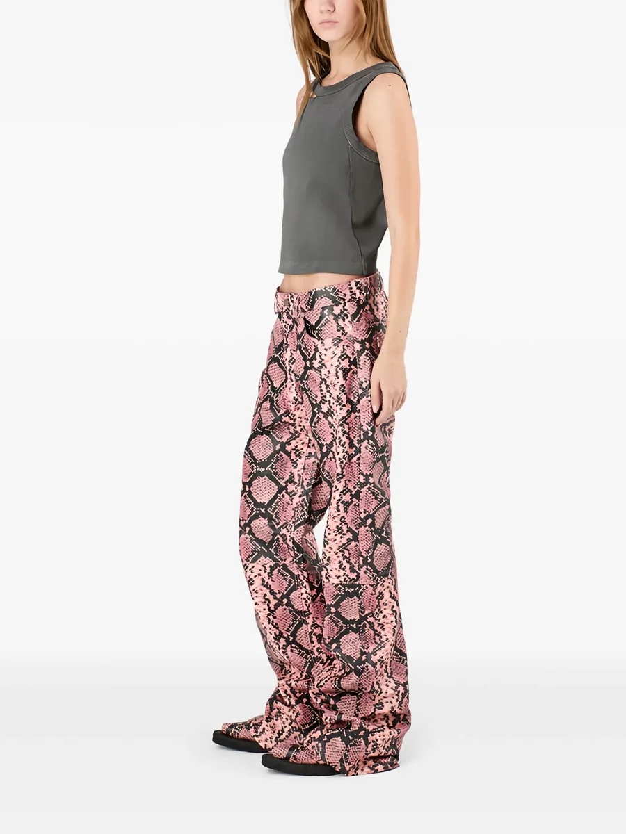 leather trousers 10