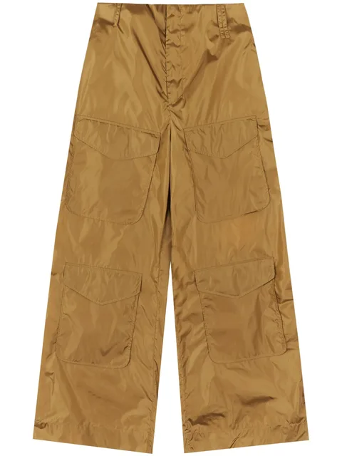 multi-pocket cargo trousers