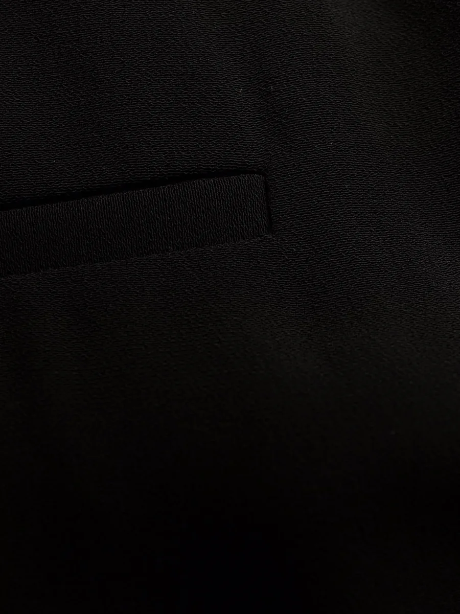side folded crepe cropped trousers 12