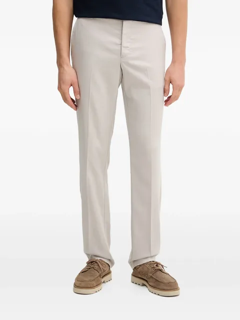 straight-leg trousers