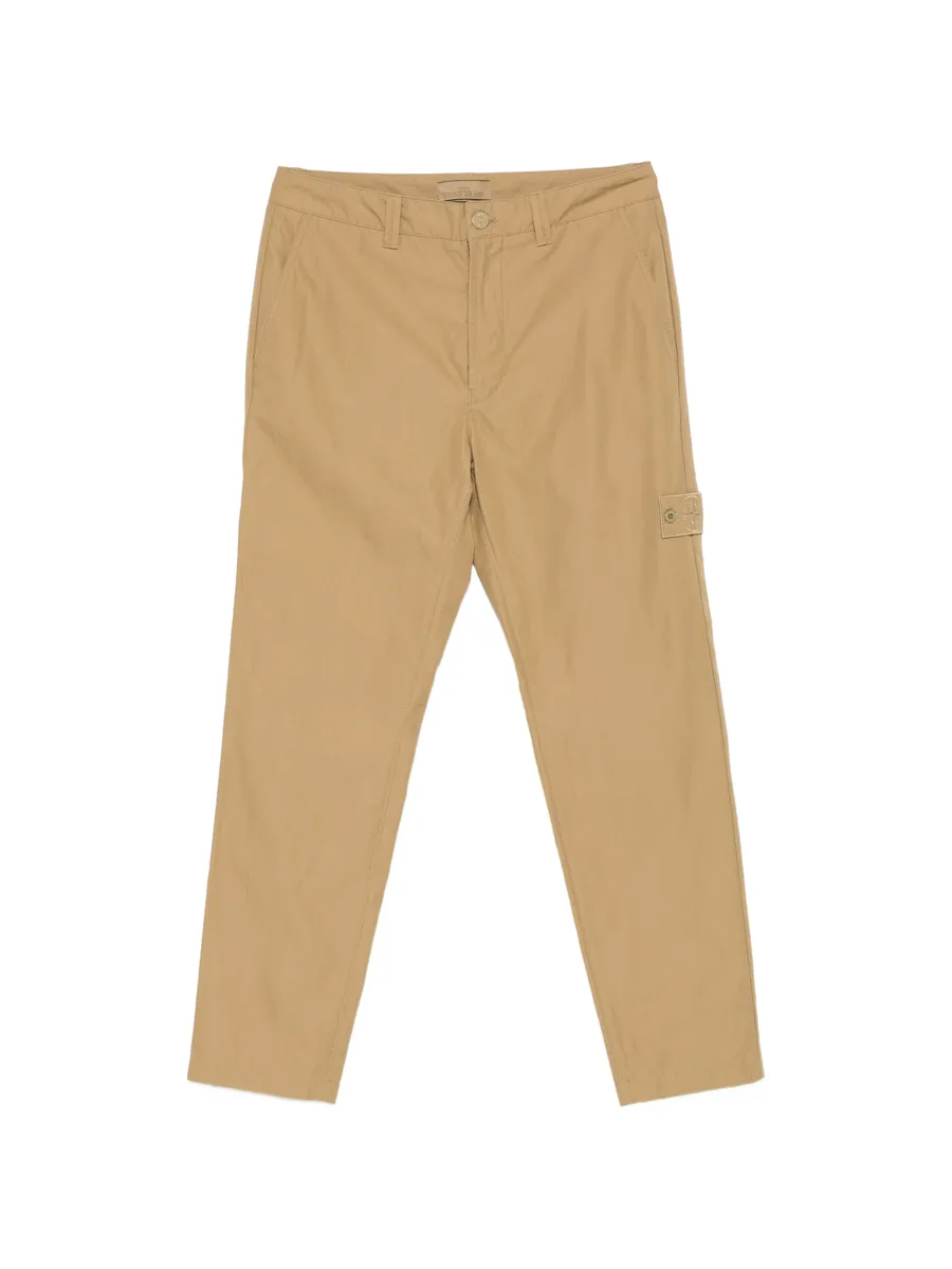 logo patch chinos 2