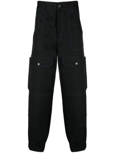 contrasting-stitch logo-patch trousers