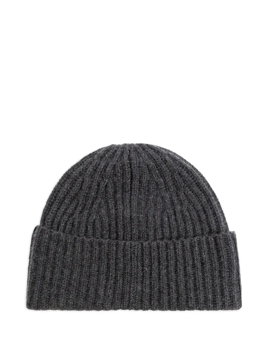 The Menton beanie hat 4