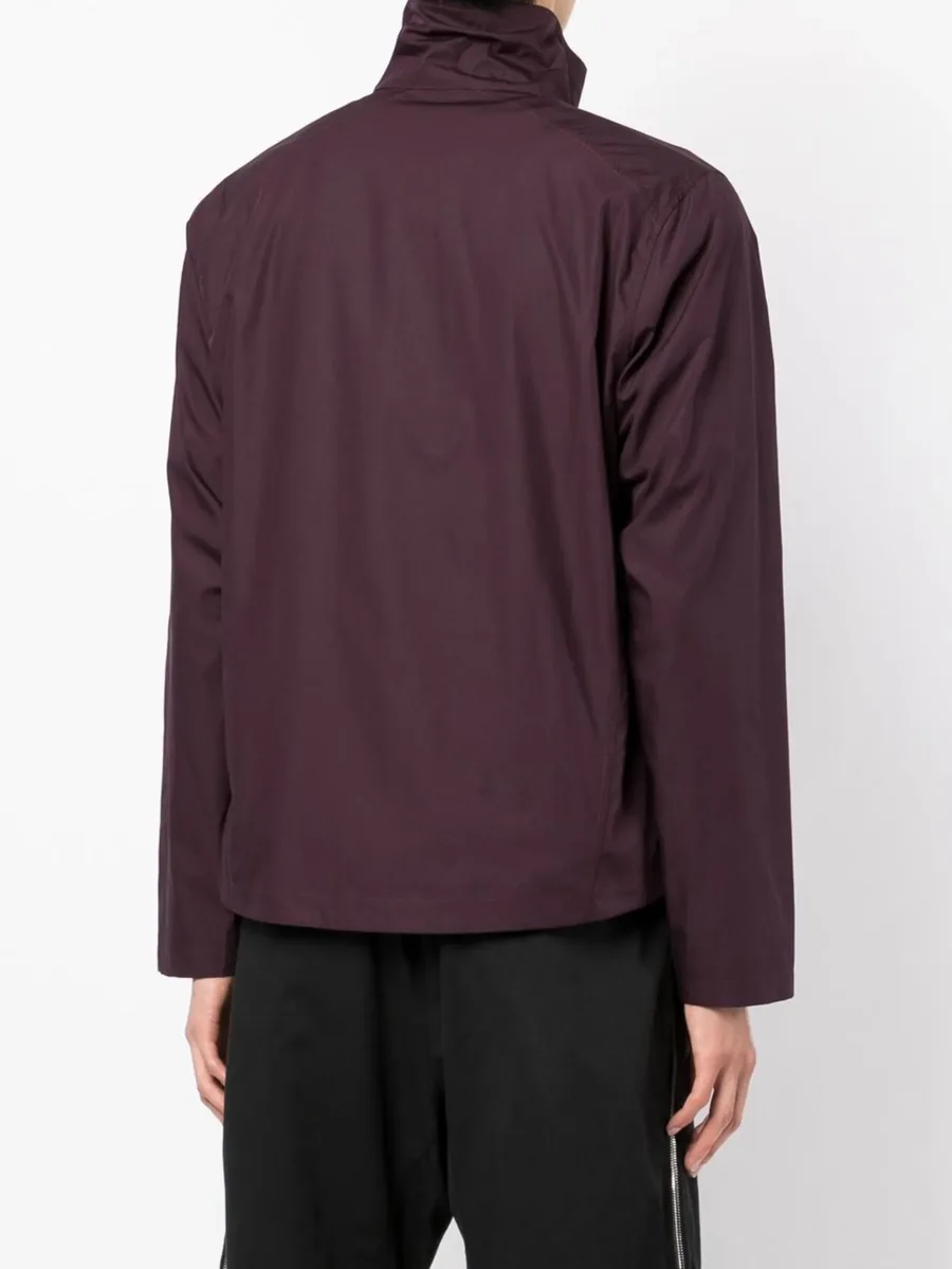 zipped-up stand-up neck jacket 7