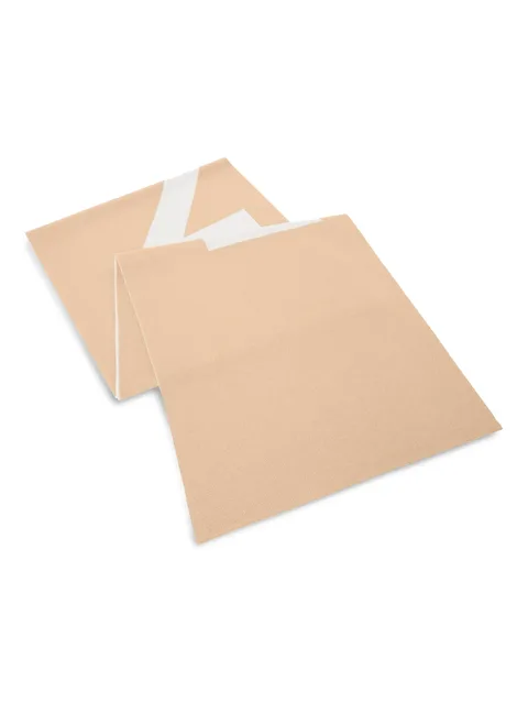 шарф с логотипом