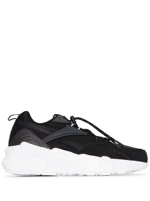 кроссовки Aztrek на массивной подошве