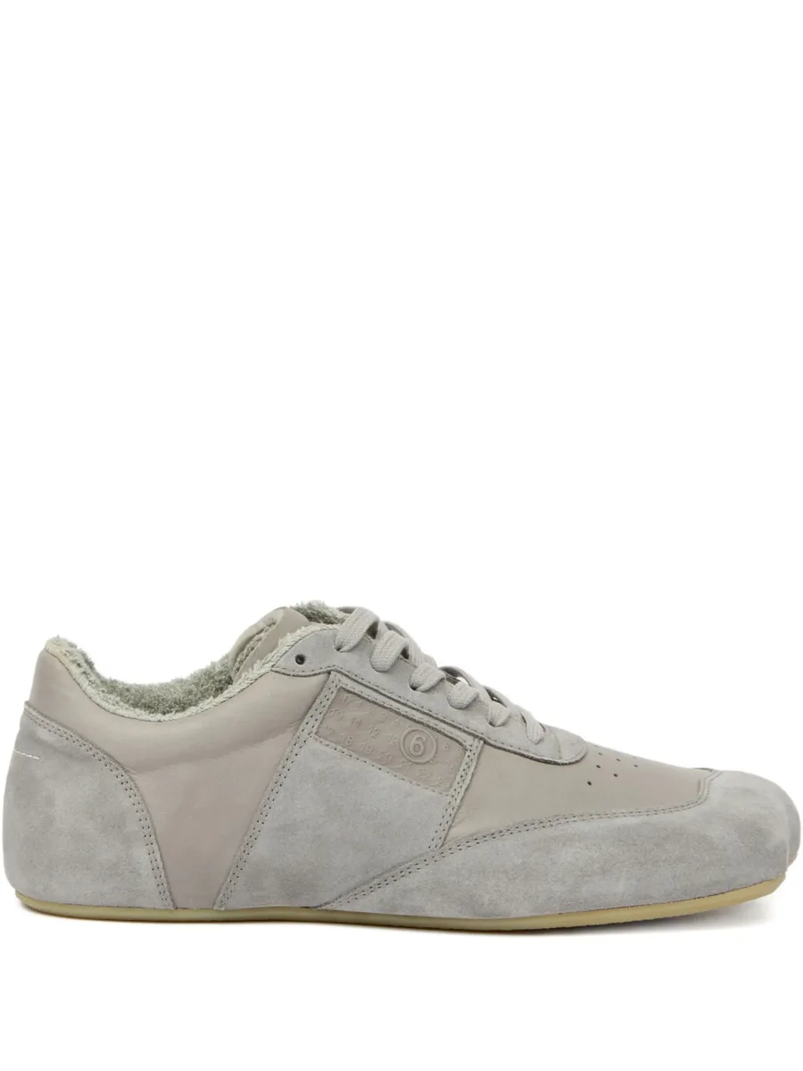 Anatomic sneakers 2
