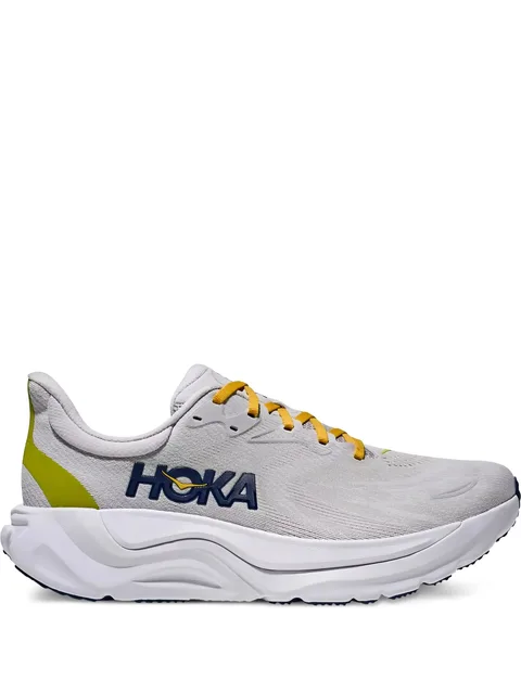 Arahi 8 sneakers
