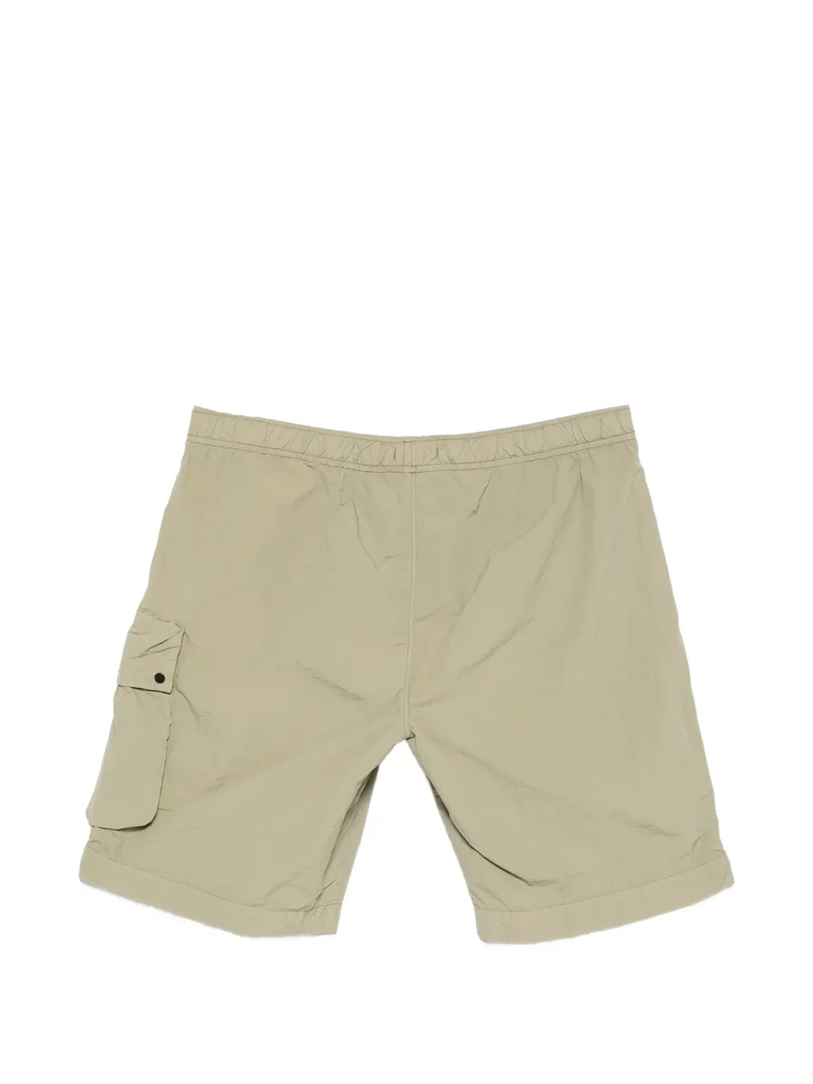 Lens-detail cargo shorts 4