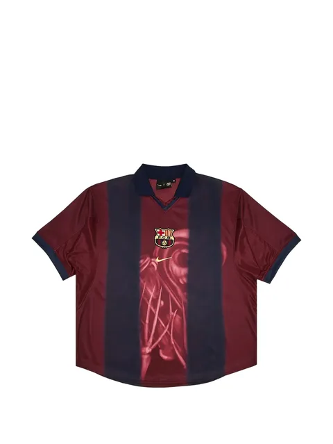 футболка из коллаборации с Nike и FC Barcelona