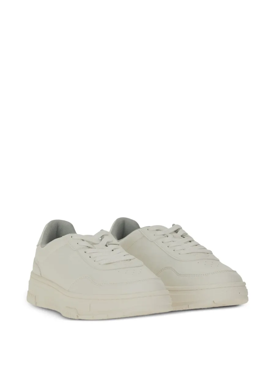 lace-up sneakers 3
