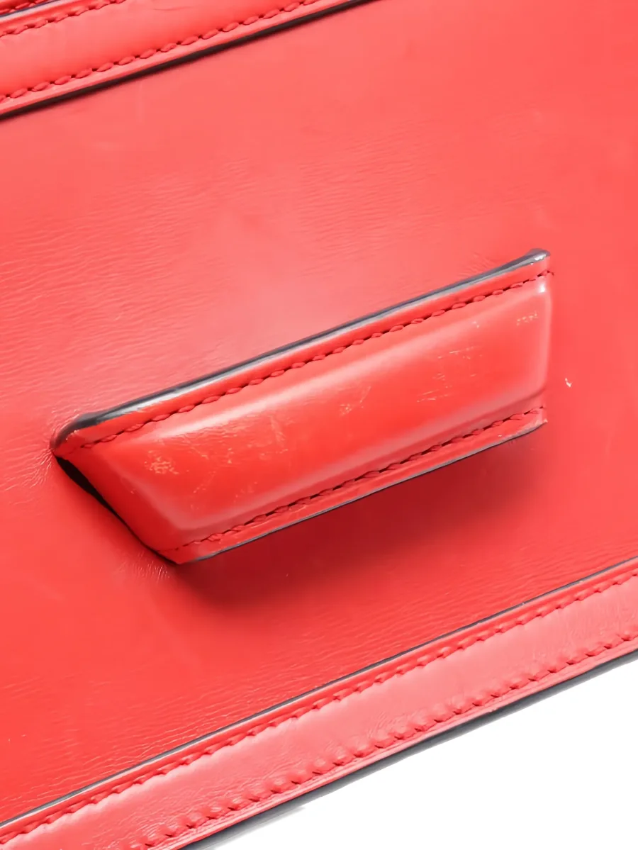 2000s Barcelona leather shoulder bag 8