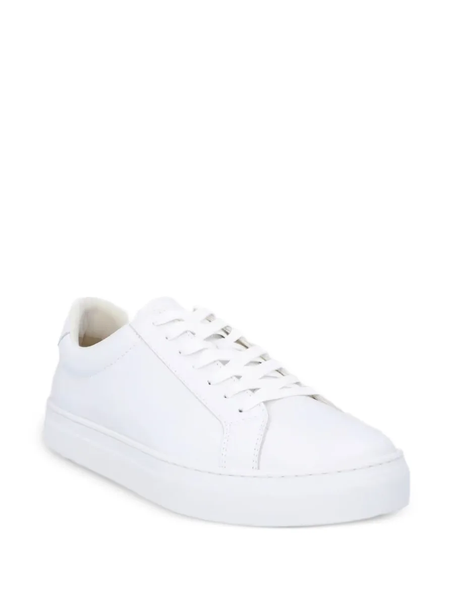 low-top sneakers 3