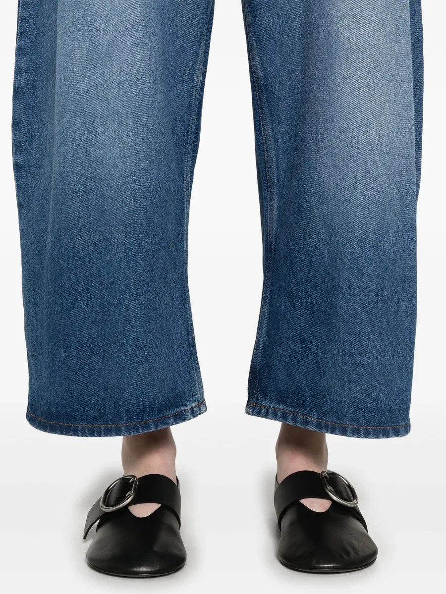 Chalco cropped jeans 9