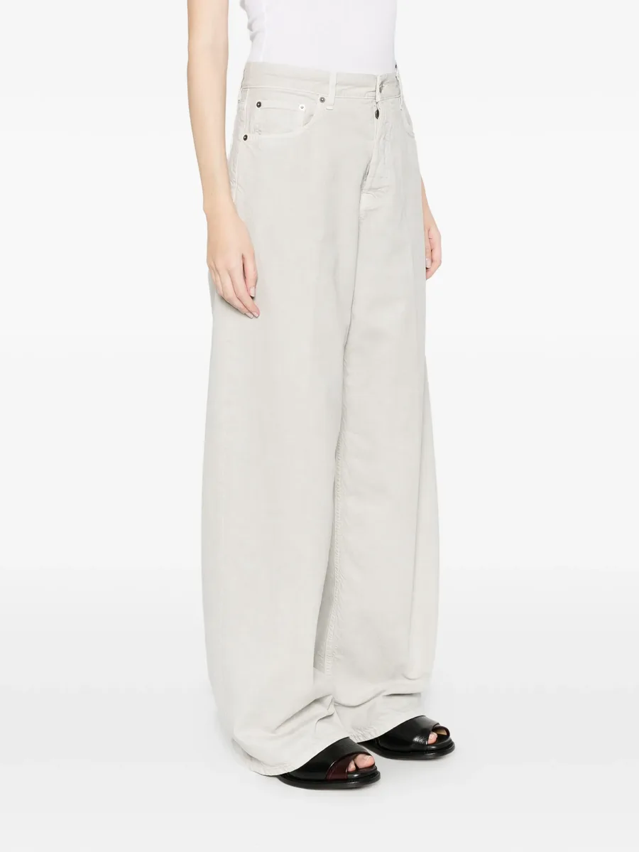 wide-leg jeans 6