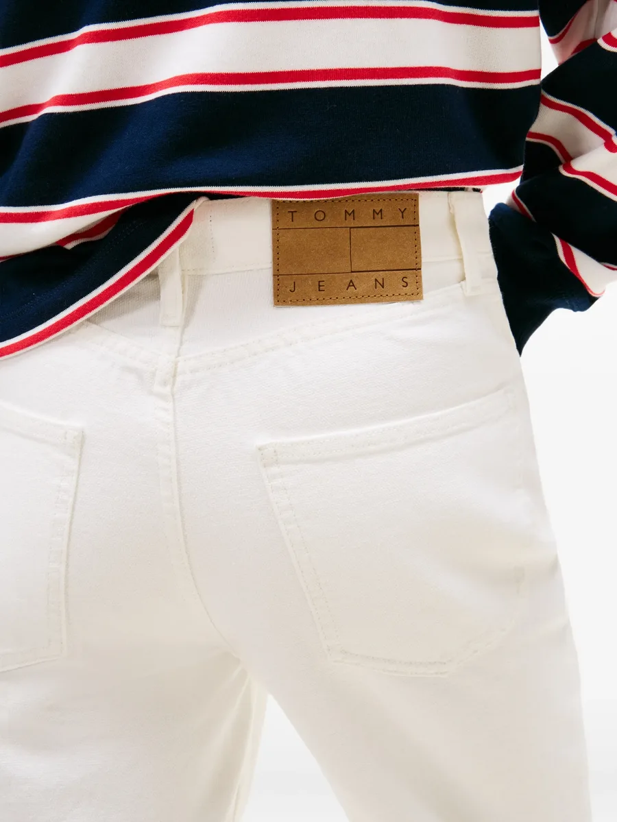 straight-leg jeans 10