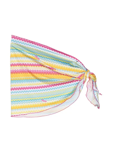 zigzag-print scarf