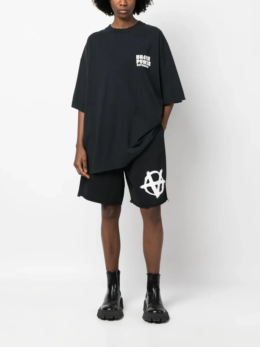logo-print knee-length shorts 6