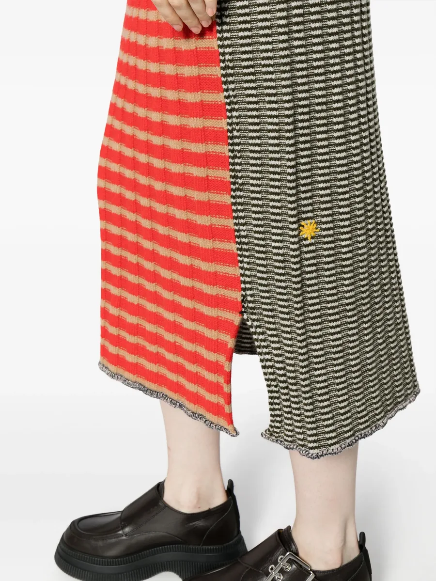 check-print knitted skirt 10