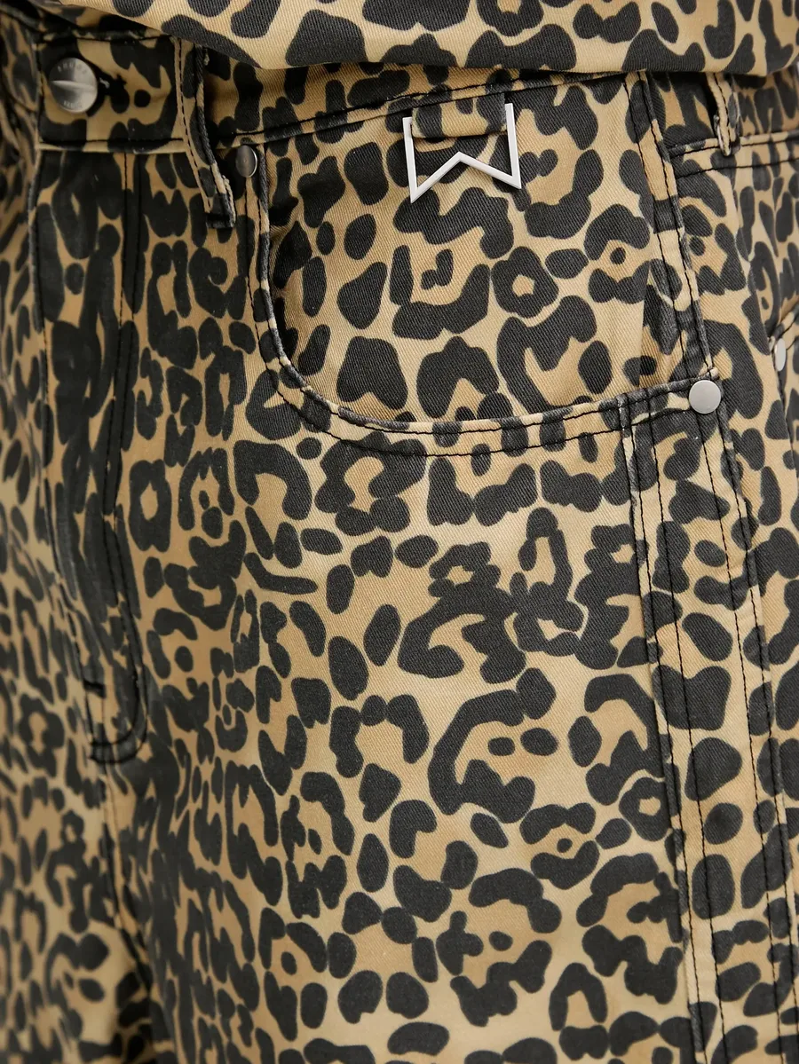 leopard-print shorts 9