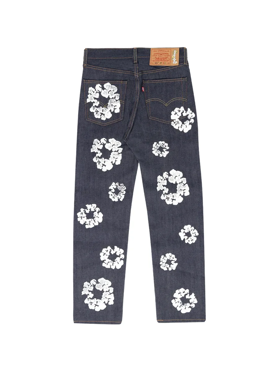 джинсы из коллаборации с Levi's 4