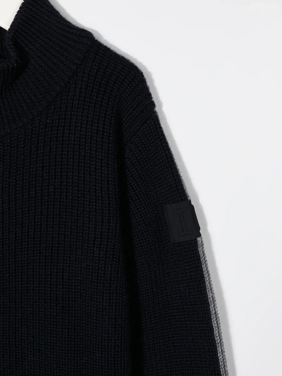 reversible zip-up knitred jacket 6