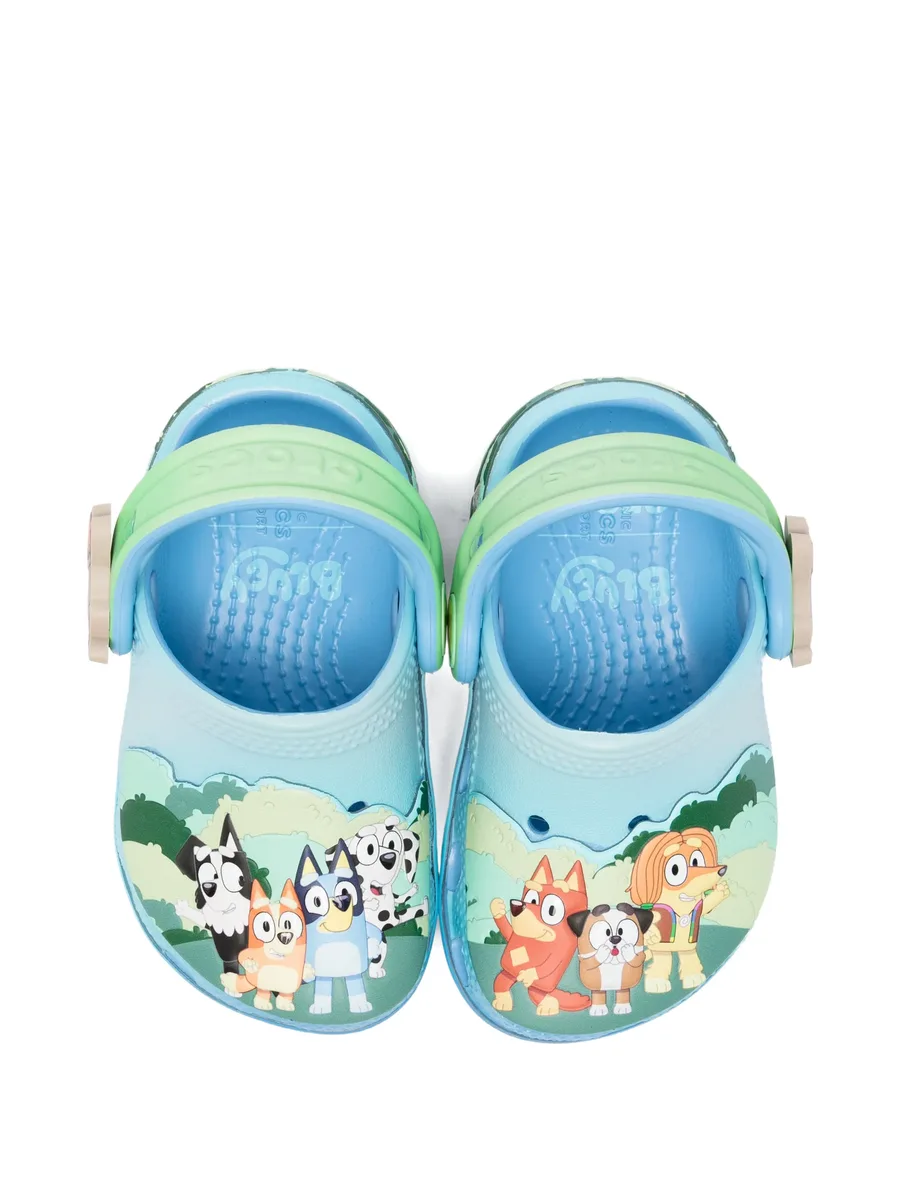 Bluey Best Buddies strap clogs 5