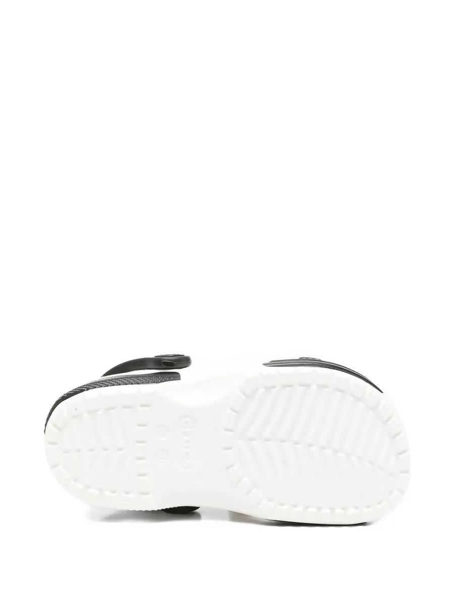 appliqué closed toe sandals 7