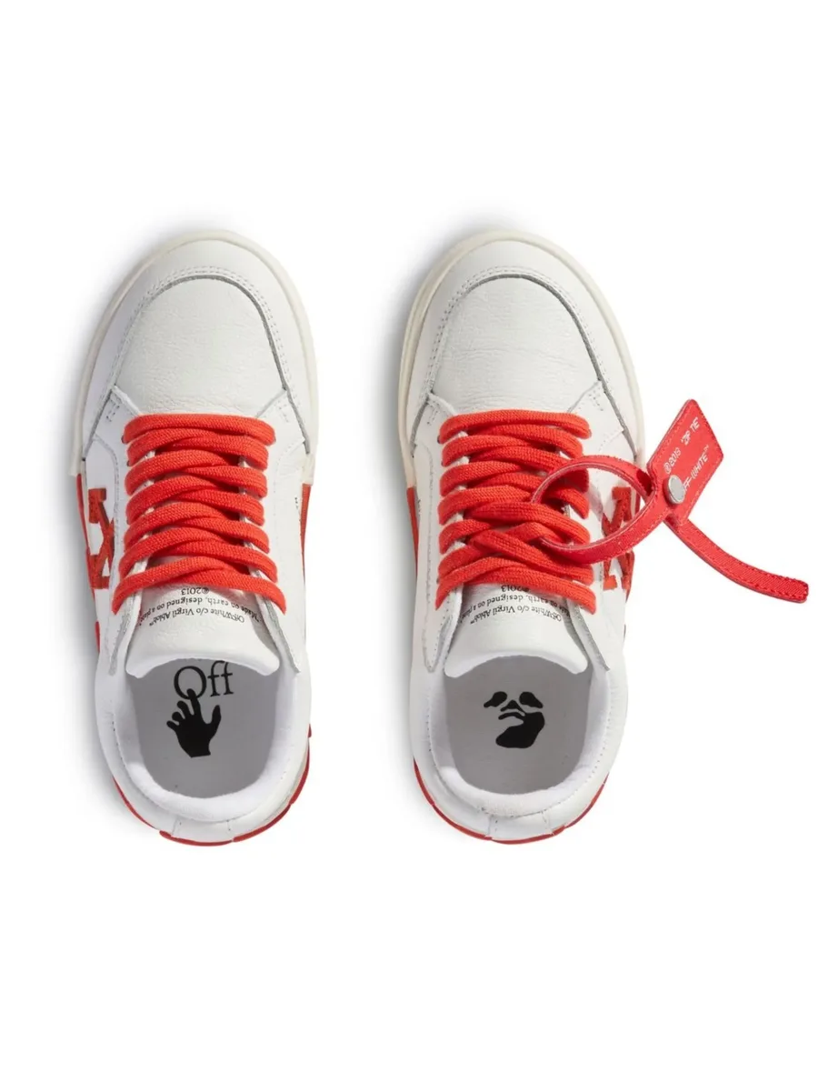 Vulcanized low-top sneakers 8