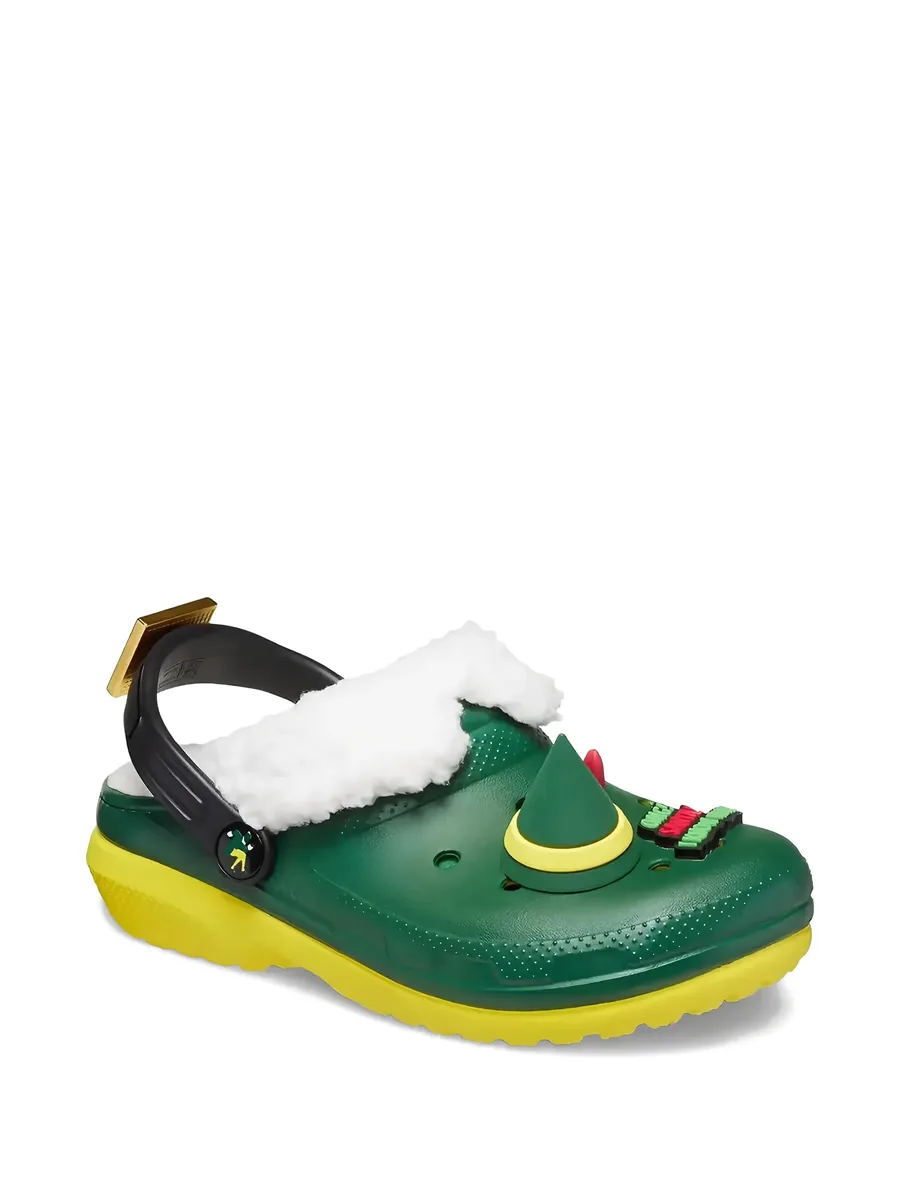 Elf hat-embellishment clogs 2