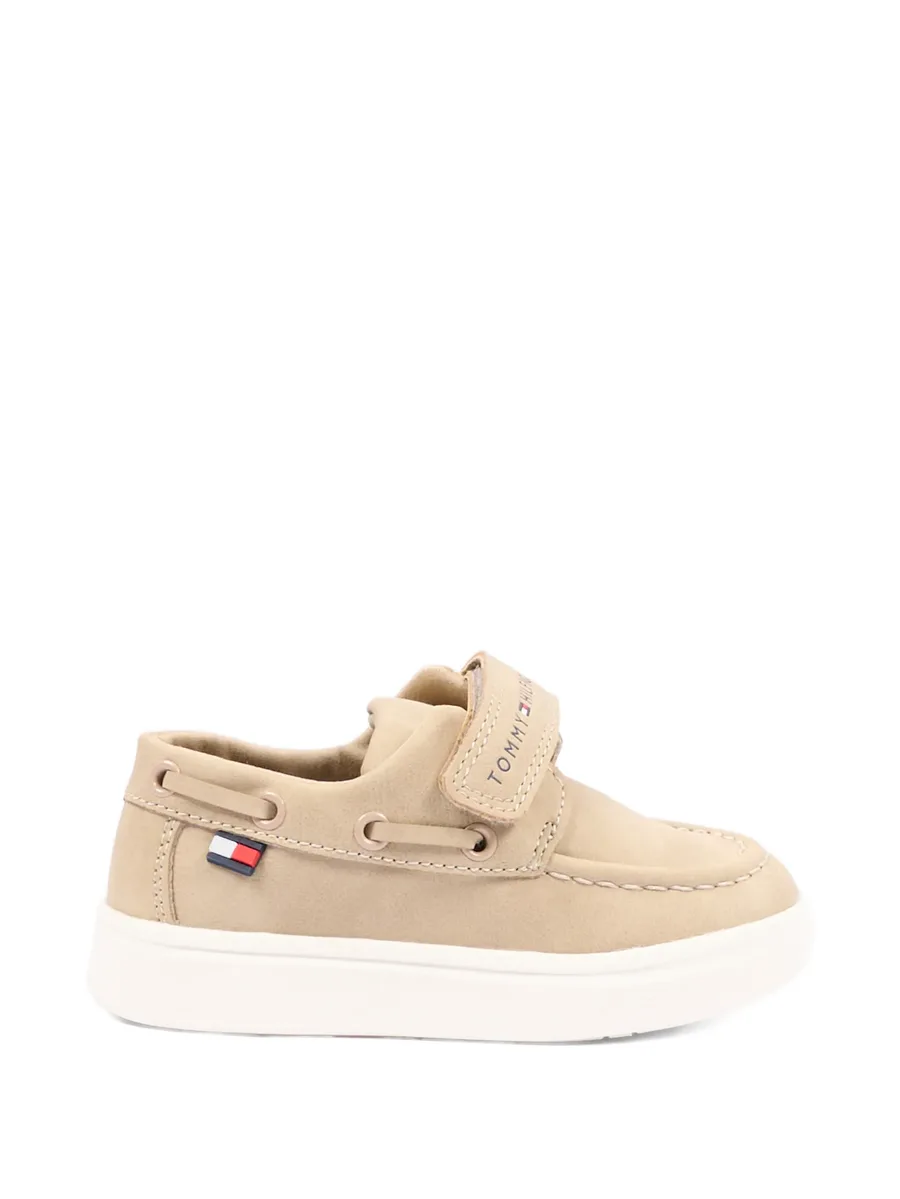 touch-strap boat shoes 4