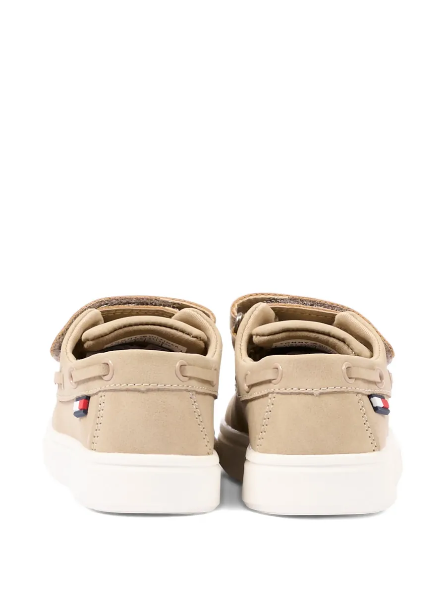 touch-strap boat shoes 5